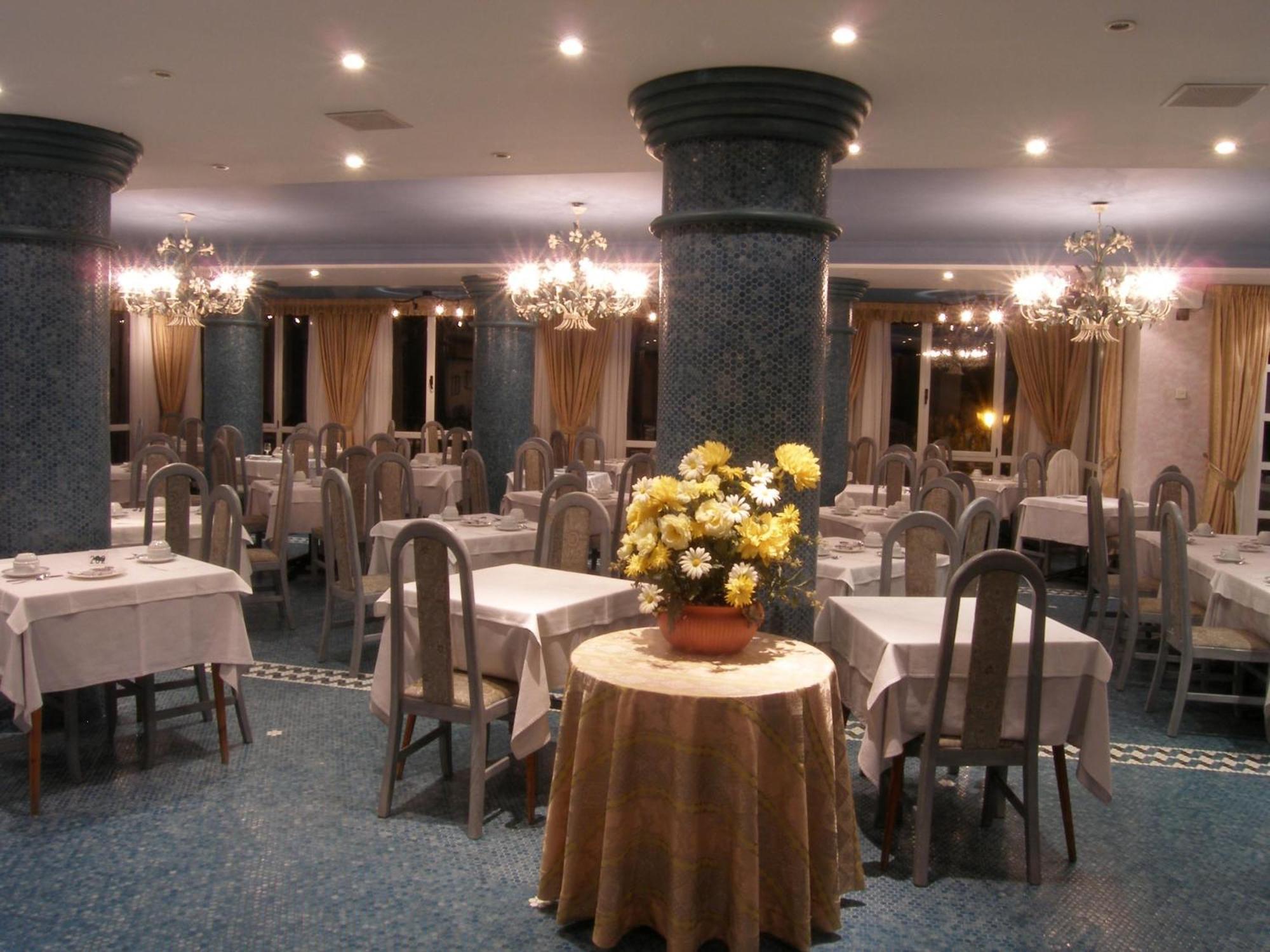 נוחה Hotel Torre Cristina מראה חיצוני תמונה