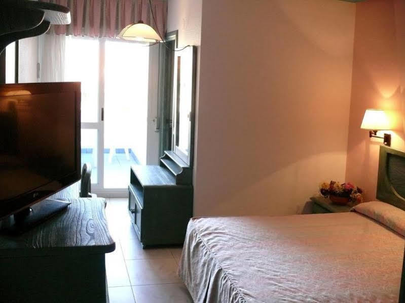 נוחה Hotel Torre Cristina מראה חיצוני תמונה